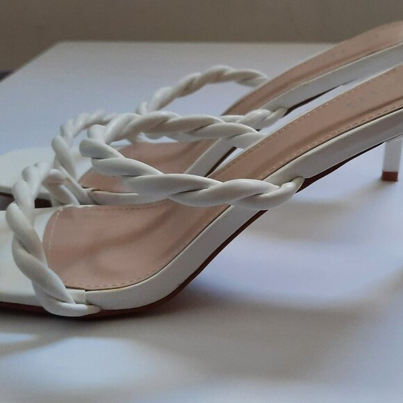 RAID Sameera Heeled Mule Sandals Slip-On in White - Picture 5 of 7